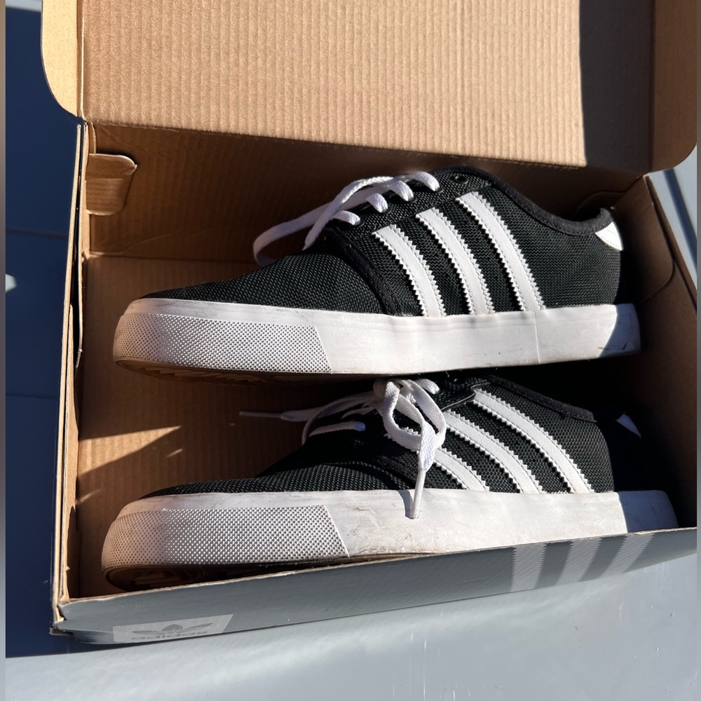 Adidas Seeley Shoes